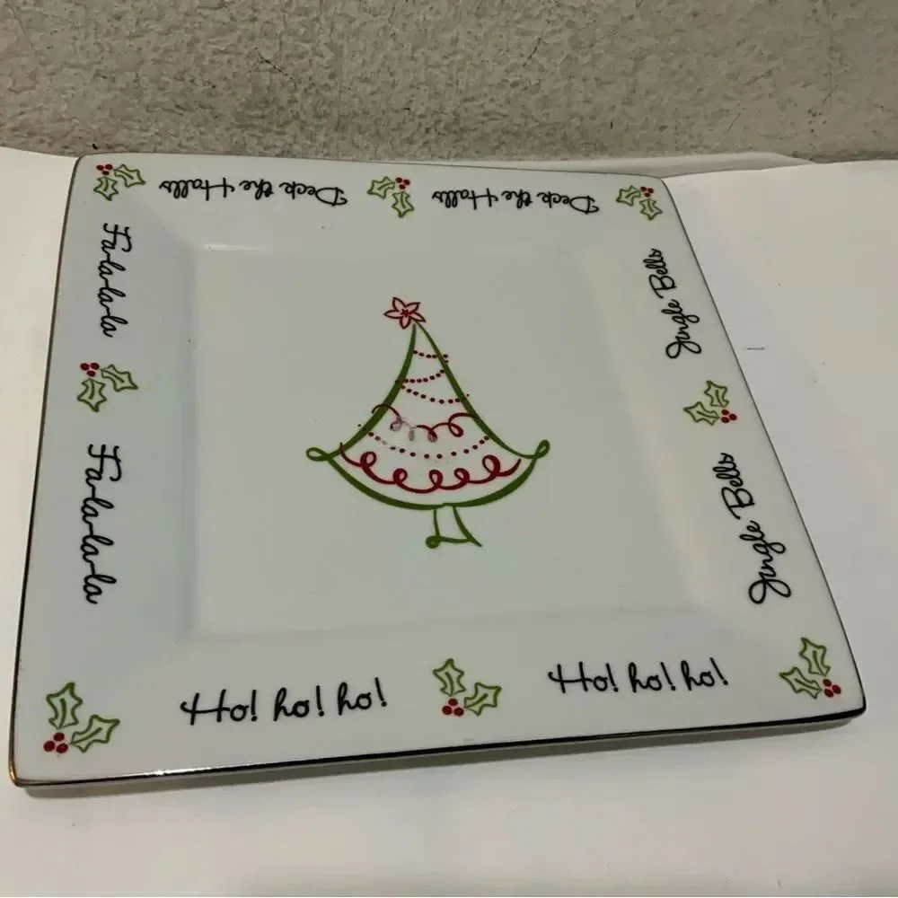 St. Nicholas Square Dinner/Decorative Plate 'Tis the season G18